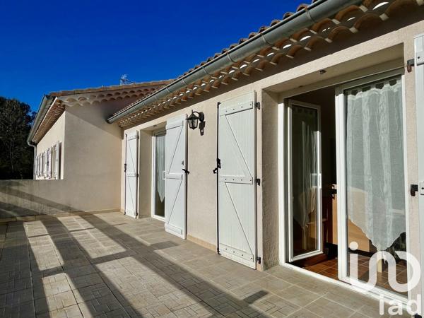 Maison traditionnelle 8 pièces de 188 m² à Molières-sur-Cèze (30410)