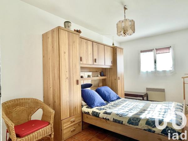 Maison traditionnelle 8 pièces de 188 m² à Molières-sur-Cèze (30410)