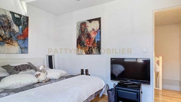 Fontaines-sur-Saône (69270) Duplex lumineux avec 48 m² d’extérieurs - esprit maison à Collonges-au-Mont-d’Or