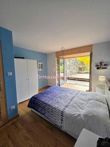 Maison à vendre 8 pièces de 198 m²