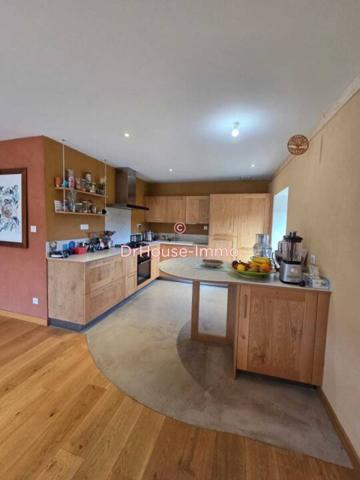 Maison à vendre 8 pièces de 198 m²