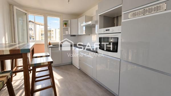 VOIRON, Appartement T5 – 4 CHAMBRES – DERNIER ÉTAGE – BALCON & VUE DÉGAGÉE