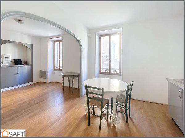 Grand studio de 36m2 en centre ville historique