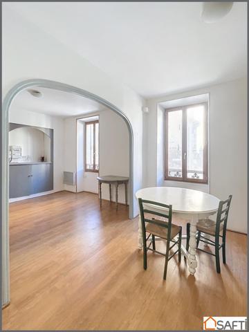 Grand studio de 36m2 en centre ville historique