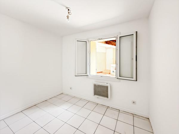 À louer - Agréable maison T5 avec jardin et studio indépendant - les Olives Marseille 13013