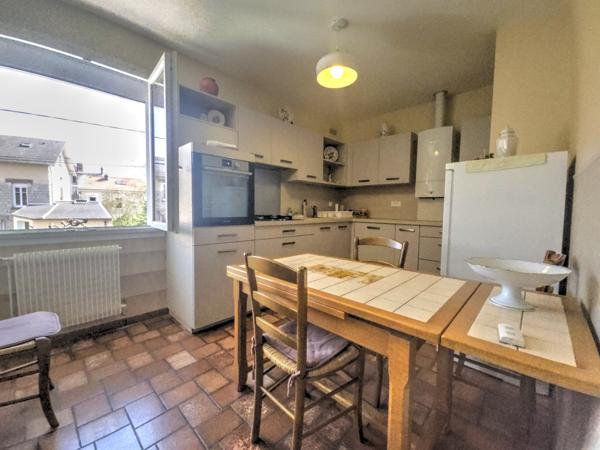 Limoges (87100) Maison en très bon état - 3 pièces de 97 m2