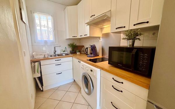 Appartement à vendre    2 pièces •  Sanary-sur-Mer