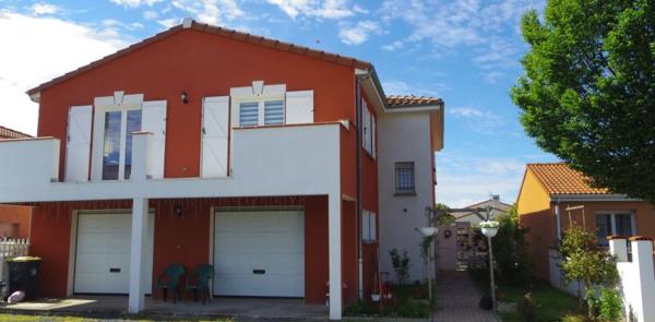 Maison 5 pièces de 156 m² à Ménétrol (63200)