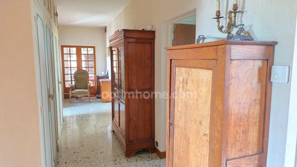 EN EXCLUSIVITE SUR LE PALAIS SUR VIENNE JOLIE MAISON AU CALME DANS QUARTIER RESIDENTIEL PRISE