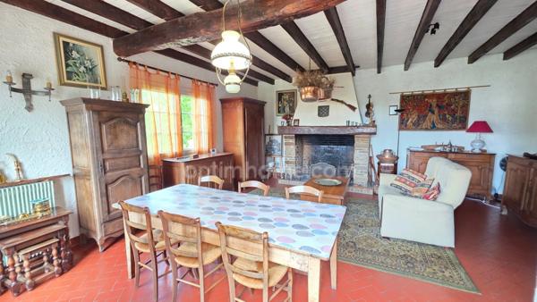 EN EXCLUSIVITE SUR LE PALAIS SUR VIENNE JOLIE MAISON AU CALME DANS QUARTIER RESIDENTIEL PRISE
