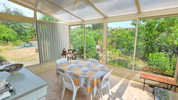 EN EXCLUSIVITE SUR LE PALAIS SUR VIENNE JOLIE MAISON AU CALME DANS QUARTIER RESIDENTIEL PRISE