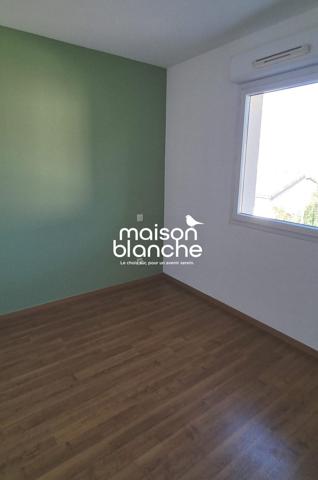 Villa T4 entièrement rénovée dans Résidence calme et privée