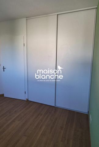 Villa T4 entièrement rénovée dans Résidence calme et privée