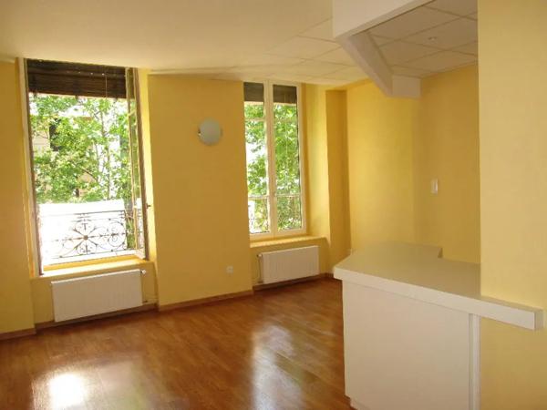 Appartement à louer 4 pièces 74.33m² Lyon 6e Arrondissement (69006)