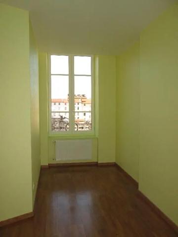 Appartement à louer 4 pièces 74.33m² Lyon 6e Arrondissement (69006)