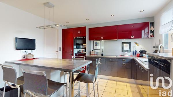 Pavillon 4 pièces de 82 m² à Clermont-Ferrand (63000)