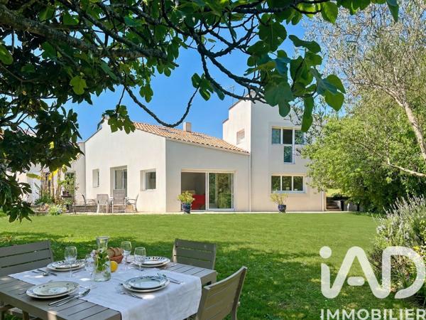 Maison à vendre 6 pièces 155 m² Dompierre-sur-Mer