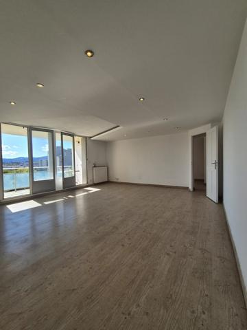 Appartement type 4 avec terrasse