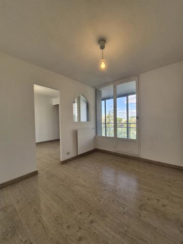 Appartement type 4 avec terrasse