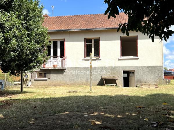 Pavillon proche du centre de DANGE SAINT ROMAIN