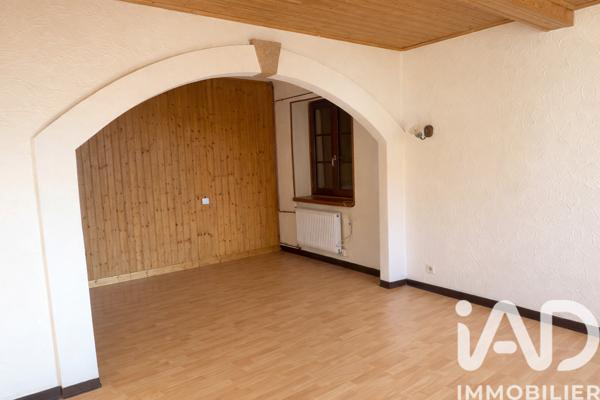 Maison à vendre 4 pièces 83 m² Faverges-de-la-Tour