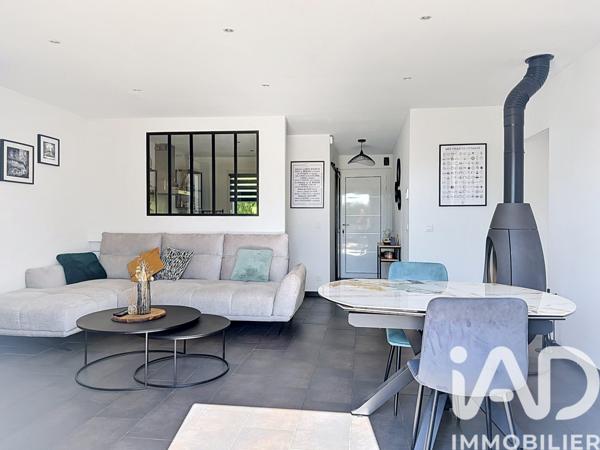 Maison à vendre 4 pièces 80 m² Le Puy-Sainte-Réparade