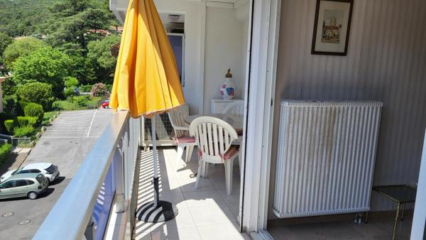 Bel appartement avec terrasse