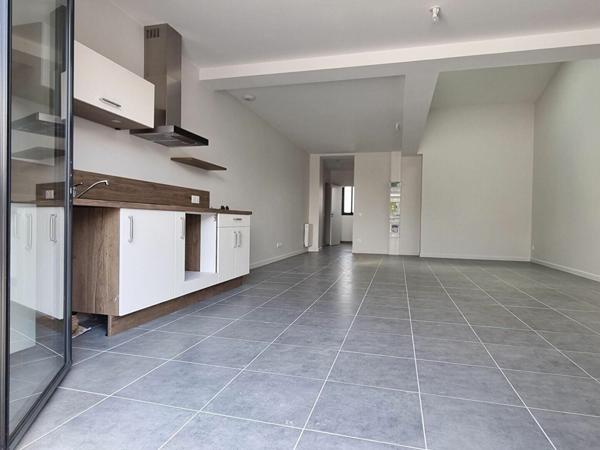 Appartement à vendre  3 pièces •  Rochefort