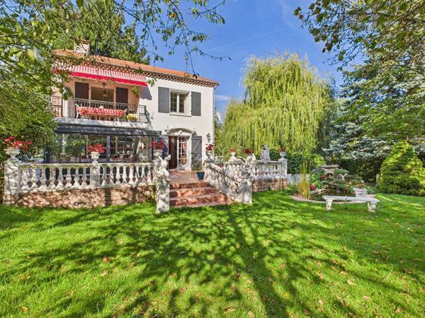 Maison Le Cheylard 6 pièces