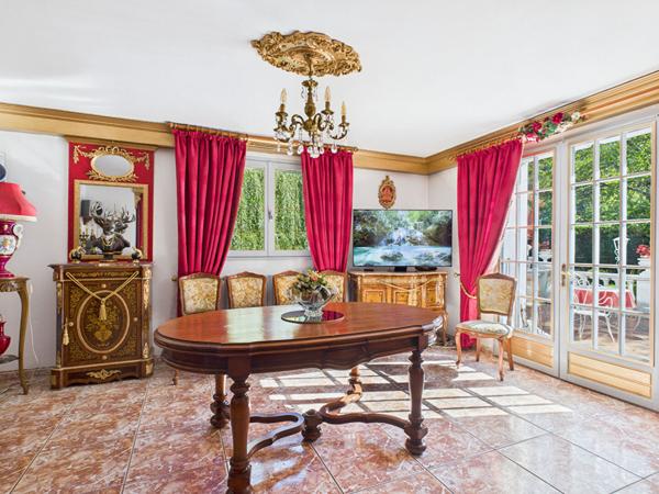Maison Le Cheylard 6 pièces