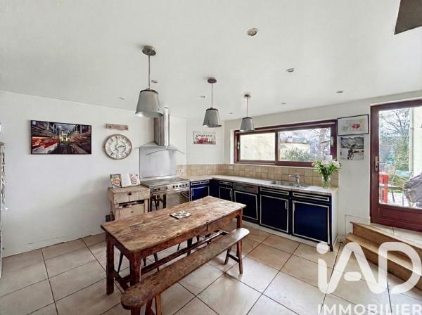 Maison à vendre 7 pièces 260 m² La Celle-Saint-Cloud