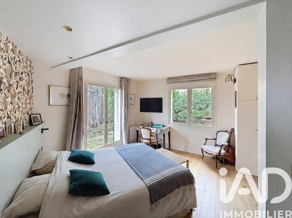 Maison à vendre 7 pièces 260 m² La Celle-Saint-Cloud