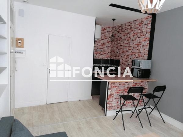 Location Studio meublé 18.37 m² - 99 RUE BASSE Caen 14000