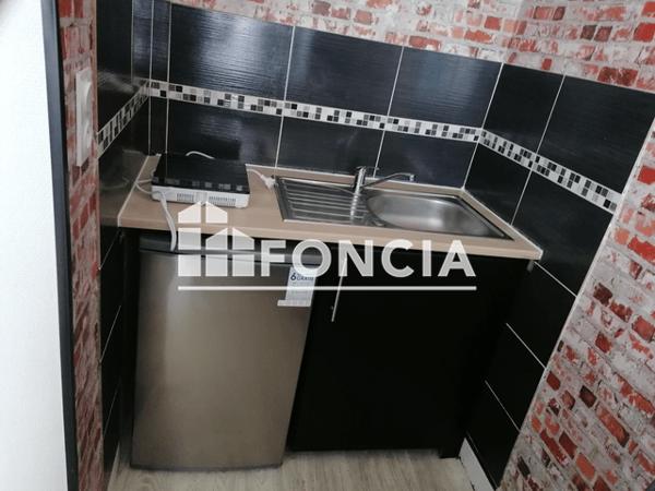 Location Studio meublé 18.37 m² - 99 RUE BASSE Caen 14000