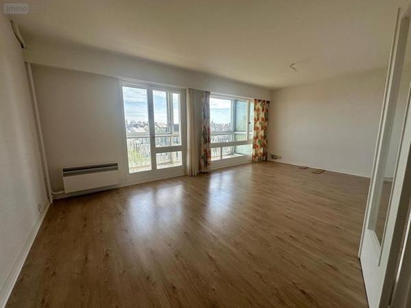 Appartement à louer à Rennes en Ille-et-Vilaine (35000), ref : 1697