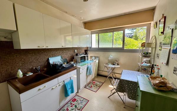Appartement à vendre    3 pièces • 83,66 m2 Bordeaux