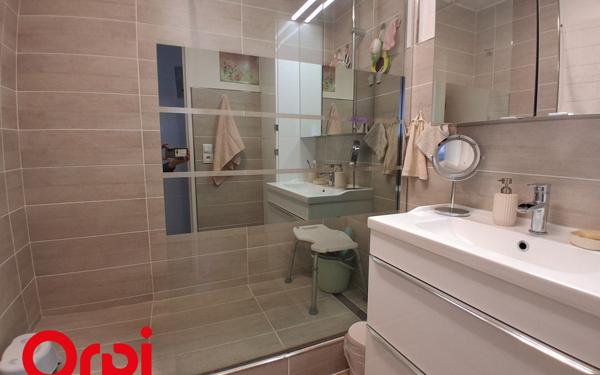 Appartement à vendre    3 pièces • 80,55 m2 Toulon