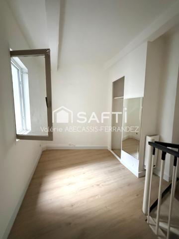 Studio en duplex place St Georges