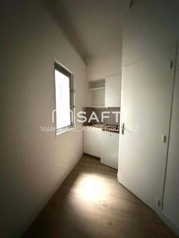 Studio en duplex place St Georges