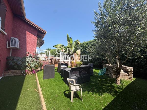 Maison - 6 pièces aux Echets (01700) sur parcelle de 804 m² de terrain