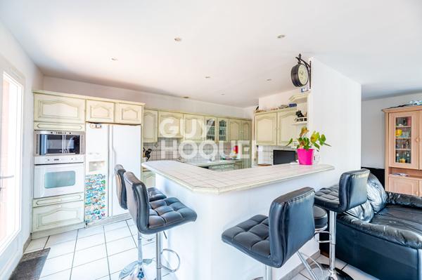 Maison - 6 pièces aux Echets (01700) sur parcelle de 804 m² de terrain
