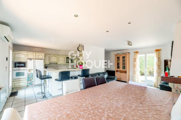 Maison - 6 pièces aux Echets (01700) sur parcelle de 804 m² de terrain