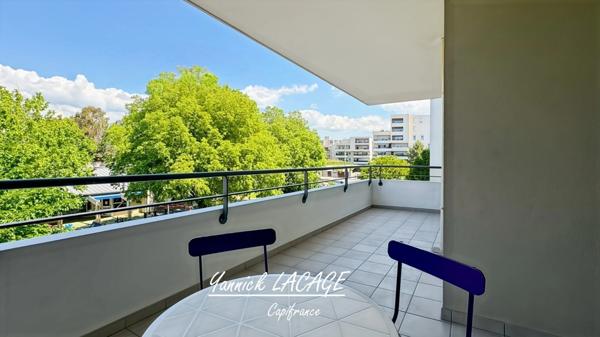 Appartement T2 de 42 m2 avec grande terrasse, parking privé – Résidence récente – Quartier La Grognarde / La Pomme – Marseille 11ᵉ