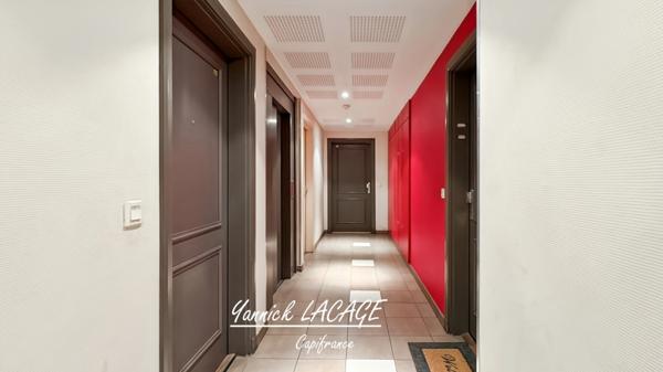 Appartement T2 de 42 m2 avec grande terrasse, parking privé – Résidence récente – Quartier La Grognarde / La Pomme – Marseille 11ᵉ