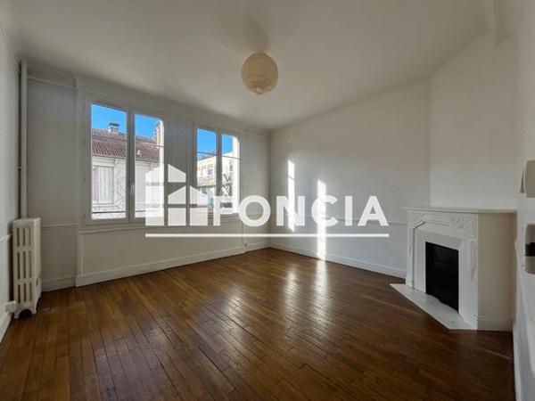 Location Appartement 2 pièces 47.8 m² - 5 RUE DU MARECHAL JOFFRE Le Vesinet 78110