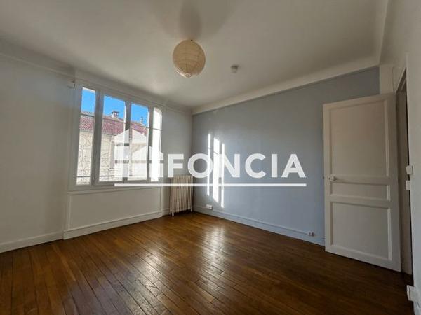 Location Appartement 2 pièces 47.8 m² - 5 RUE DU MARECHAL JOFFRE Le Vesinet 78110
