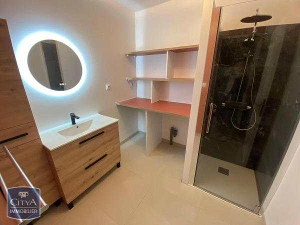 Appartement à louer 3 pièces 68.66m²