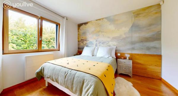 Maison familiale de 229 m² habitables – 5 chambres, bureau, espace indépendant et jardin paysager