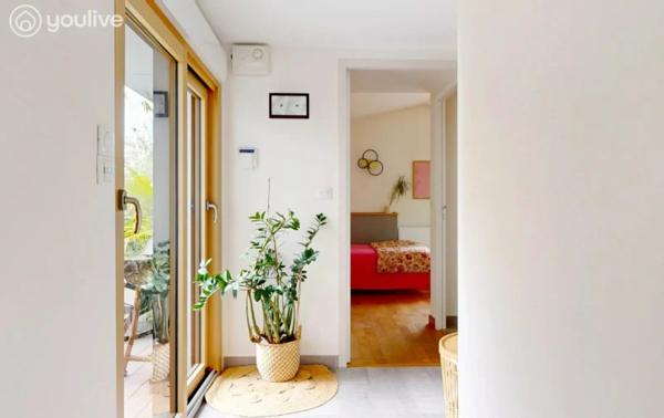 Maison familiale de 229 m² habitables – 5 chambres, bureau, espace indépendant et jardin paysager