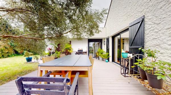 Maison familiale de 229 m² habitables – 5 chambres, bureau, espace indépendant et jardin paysager